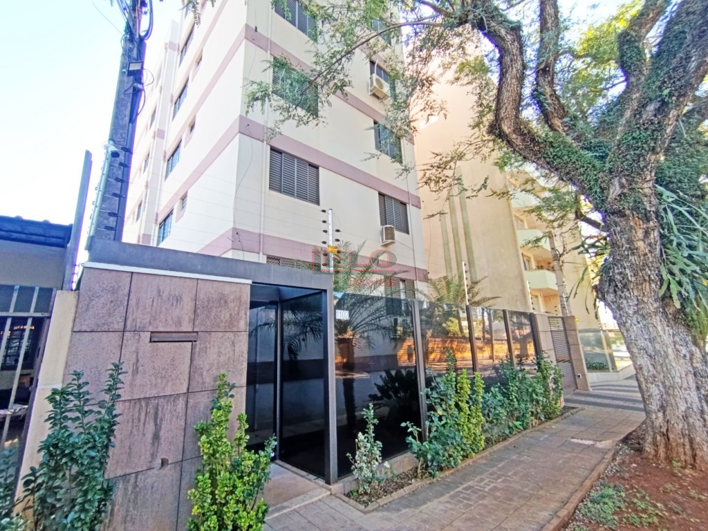 Apartamento para venda no Zona 07 em Maringa com 72m² por R$ 295.000,00
