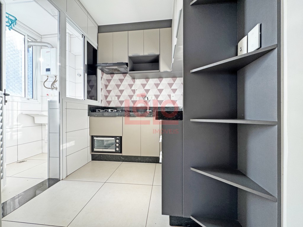 Apartamento para locacao no Zona 07 em Maringa com 106,71m² por R$ 2.300,00