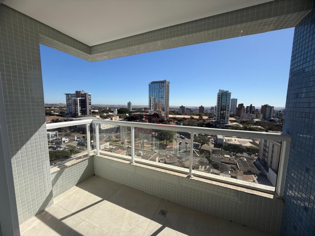 Apartamento para venda no Zona 01 em Maringa com 127m² por R$ 650.000,00