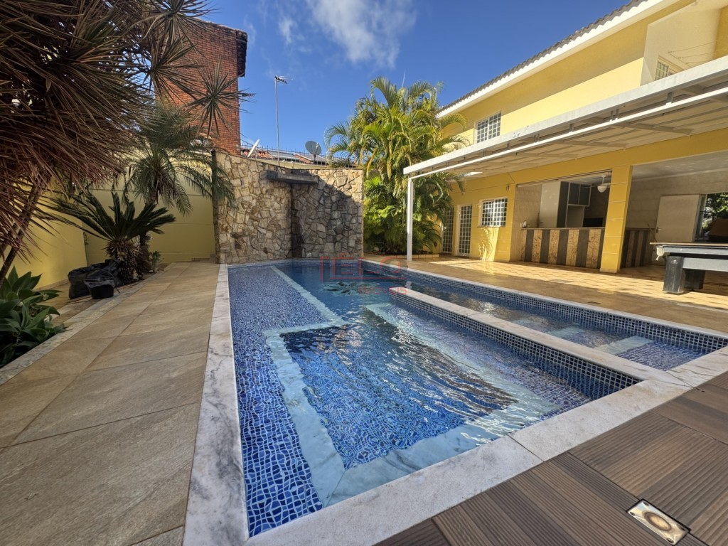 Sobrado para venda no Zona 02 em Maringa com 911m² por R$ 3.380.000,00