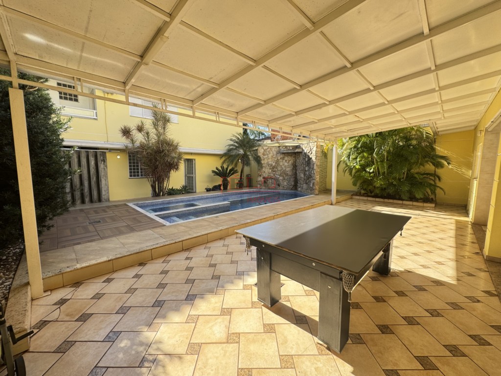 Sobrado para venda no Zona 02 em Maringa com 911m² por R$ 3.380.000,00