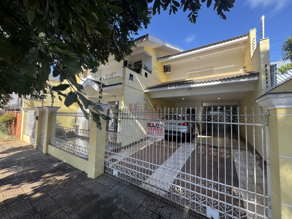 Sobrado para venda no Zona 02 em Maringa com 911m² por R$ 3.380.000,00