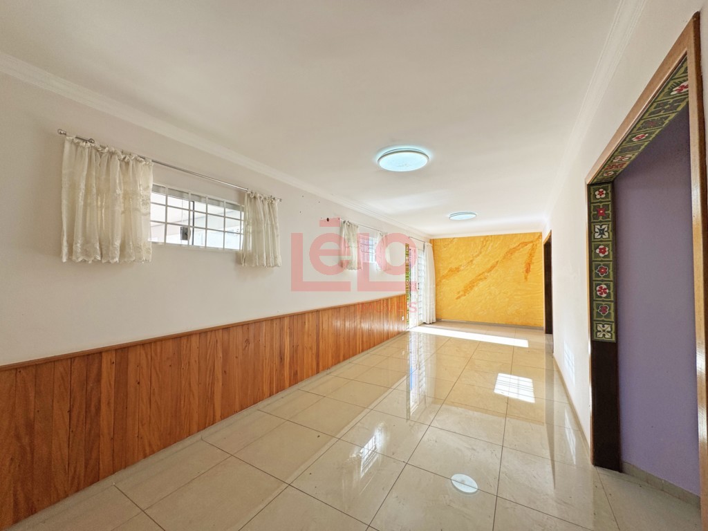 Casa Residencial para venda e locacao no Jardim Los Angeles em Maringa com 276,64m² por R$ 790.000,00 (venda) ou R$ 4.000,00 (locação)