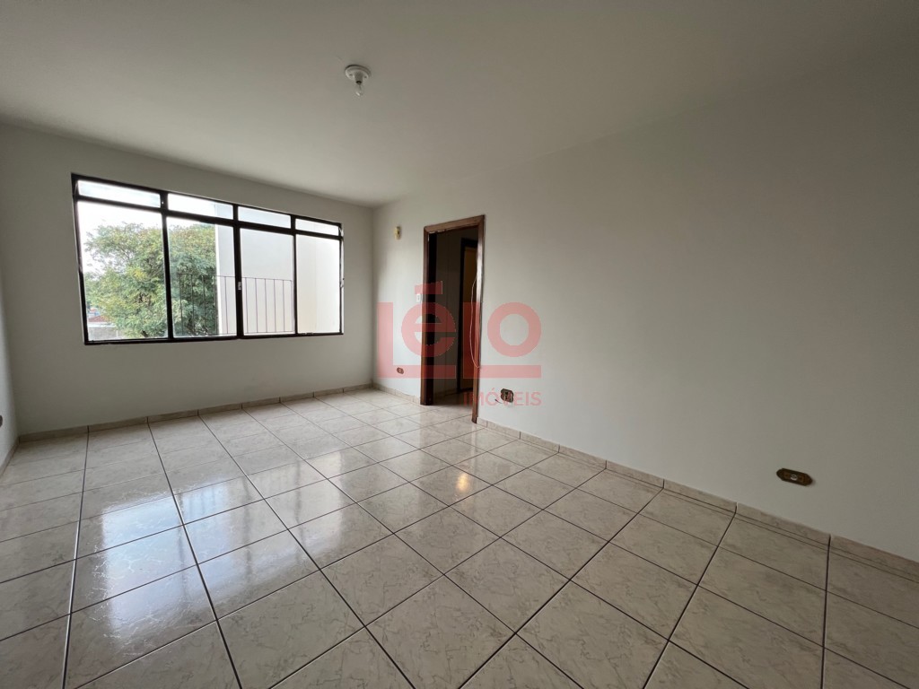 Apartamento para locacao no Zona 07 em Maringa com 104,57m² por R$ 1.500,00
