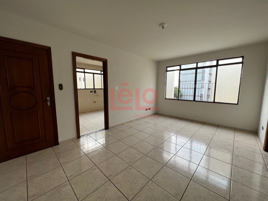 Apartamento para locacao no Zona 07 em Maringa com 104,57m² por R$ 1.500,00
