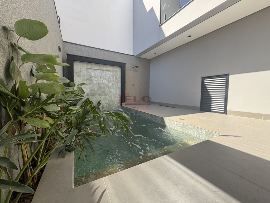 Sobrado para venda no Vila Progresso em Maringa com 239m² por R$ 1.595.000,00