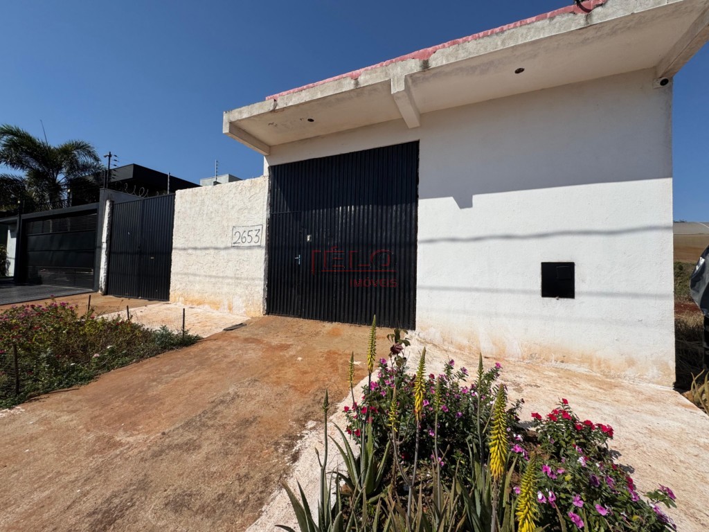 Salão para venda no Jardim Monte Rei em Maringa com 0m² por R$ 560.000,00