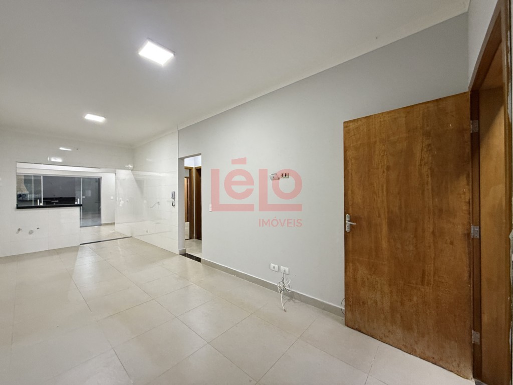 Casa Residencial para locacao no Jardim Dias II em Maringa com 88,1m² por R$ 1.850,00