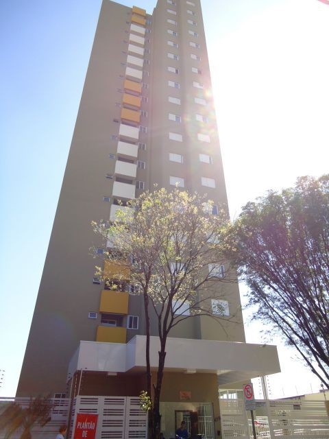 Apartamento para locacao no Zona 07 em Maringa com 104m² por R$ 1.800,00