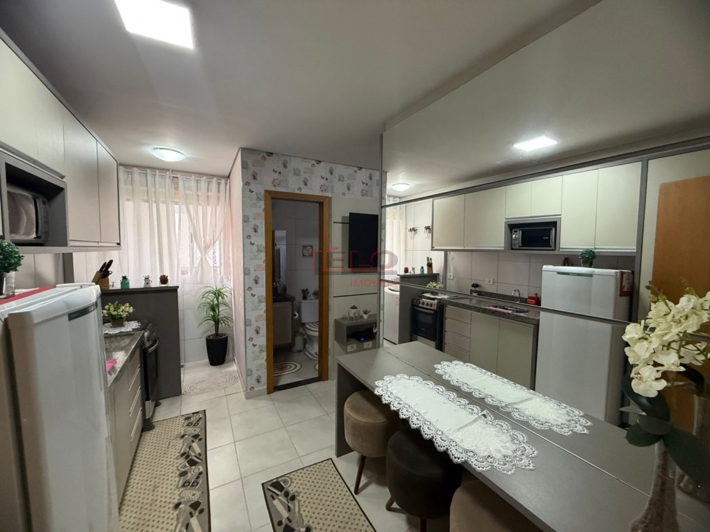 Apartamento para venda no Zona 07 em Maringa com 58,13m² por R$ 215.000,00