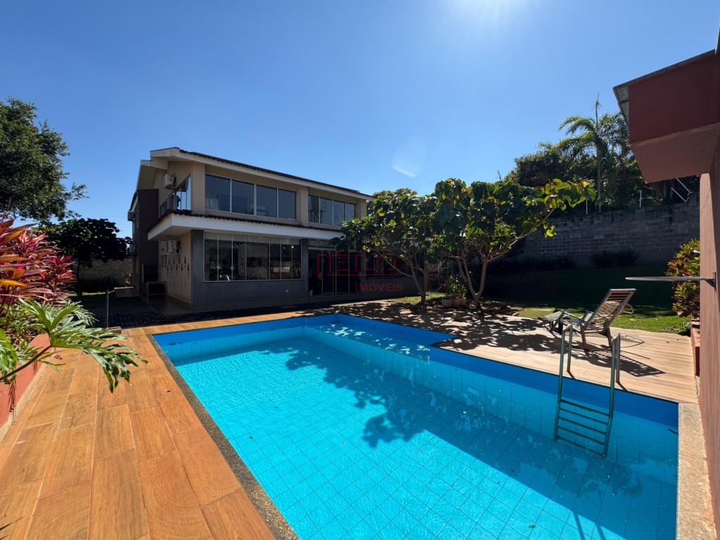 Casa Residencial para venda no Conjunto Vale Azul em Sarandi com 2.173m² por R$ 1.698.000,00