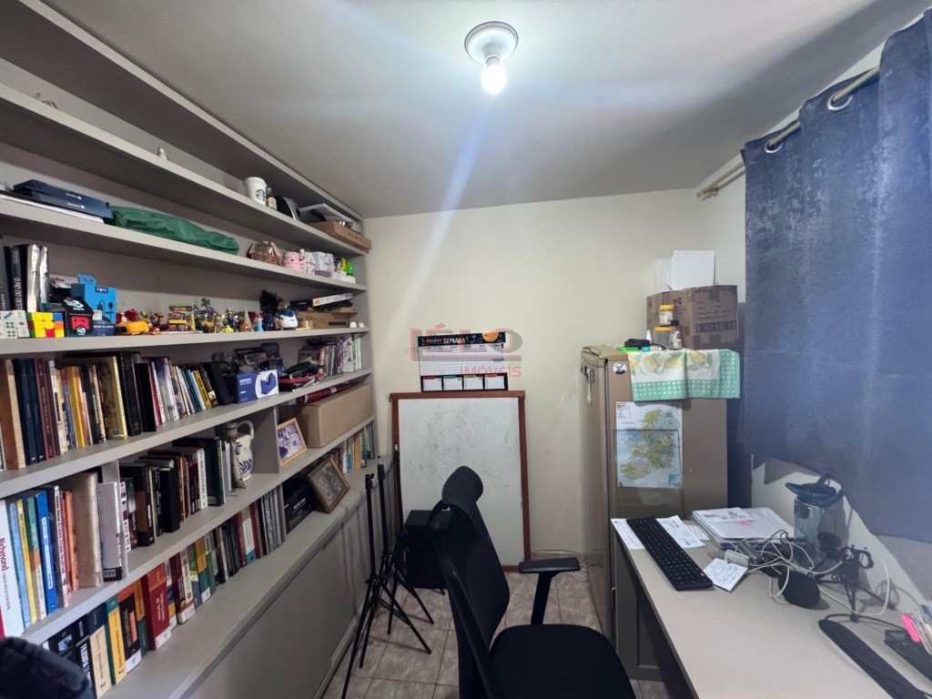 Apartamento para venda no Zona 07 em Maringa com 106m² por R$ 210.000,00