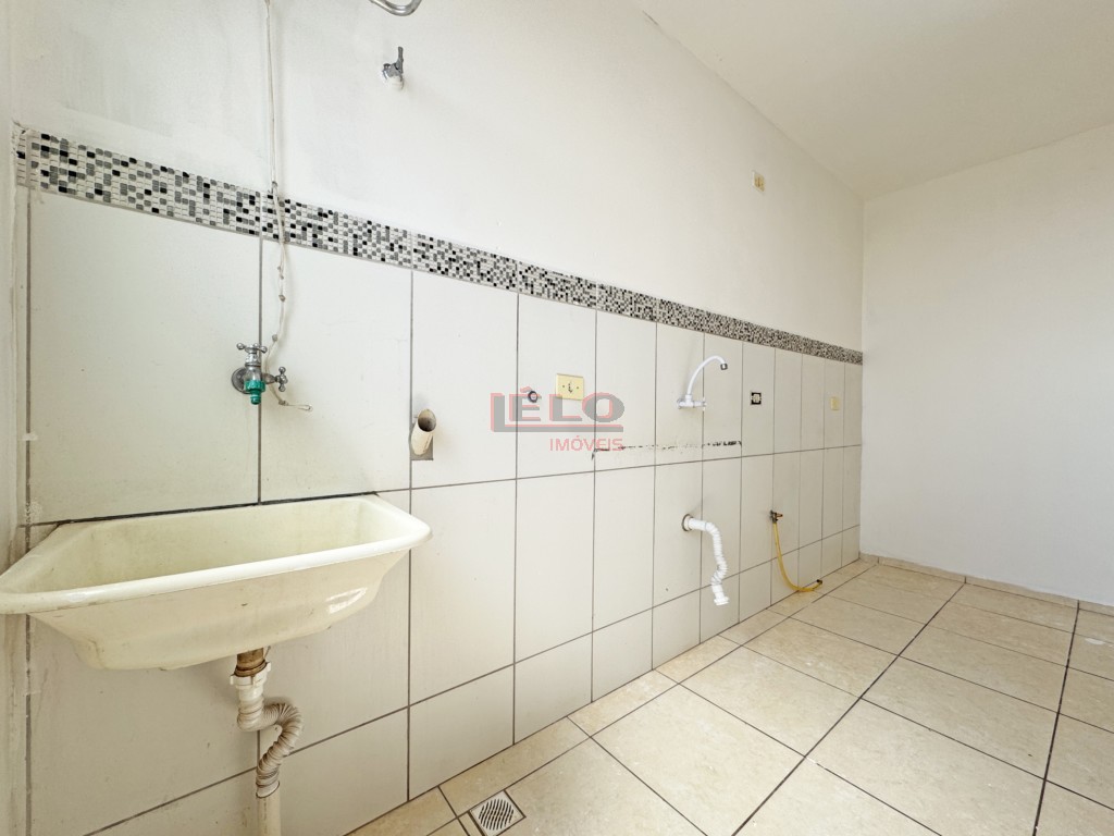 Apartamento para locacao no Jardim Alvorada em Maringa com 54,56m² por R$ 1.000,00