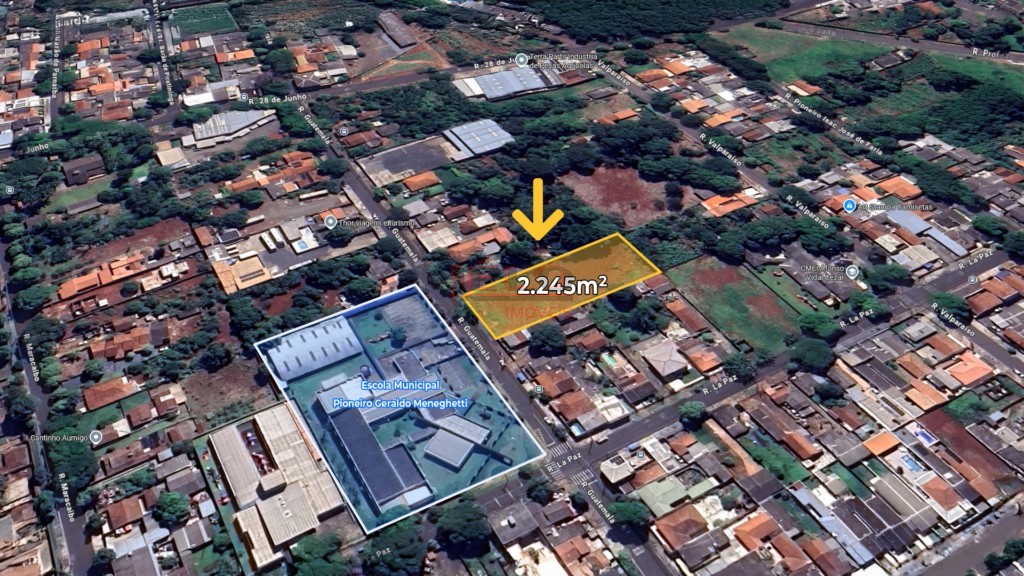 Terreno para venda no Vila Morangueira em Maringa com 2.427m² por R$ 1.195.000,00
