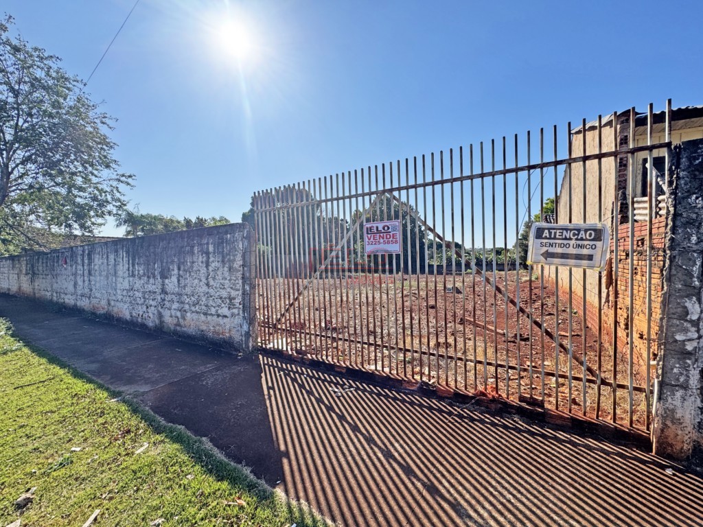 Terreno para venda no Vila Morangueira em Maringa com 2.427m² por R$ 1.195.000,00