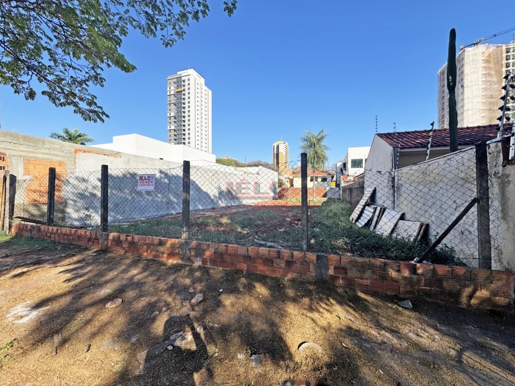 Terreno para venda no Zona 07 em Maringa com 495m² por R$ 720.000,00
