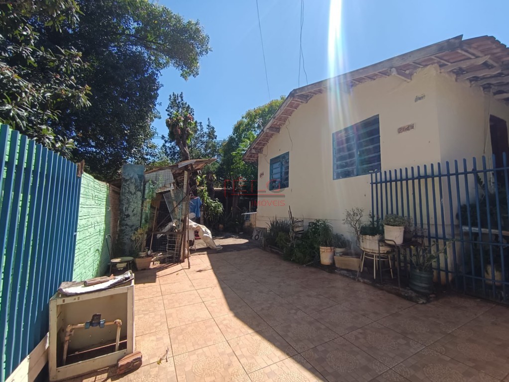 Casa Residencial para venda no Conj Inocente Vila Nova Junior em Maringa com 328m² por R$ 349.000,00