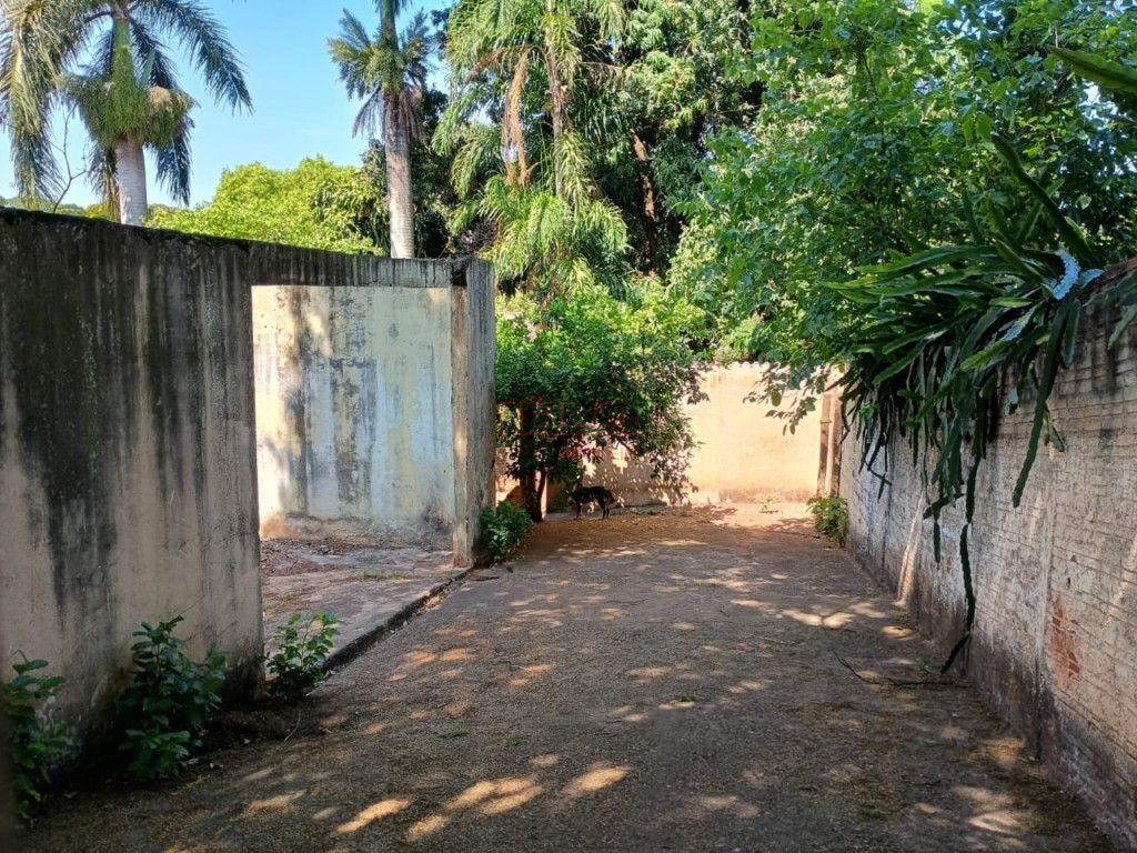 Terreno para venda no Vila Morangueira em Maringa com 382,8m² por R$ 250.000,00