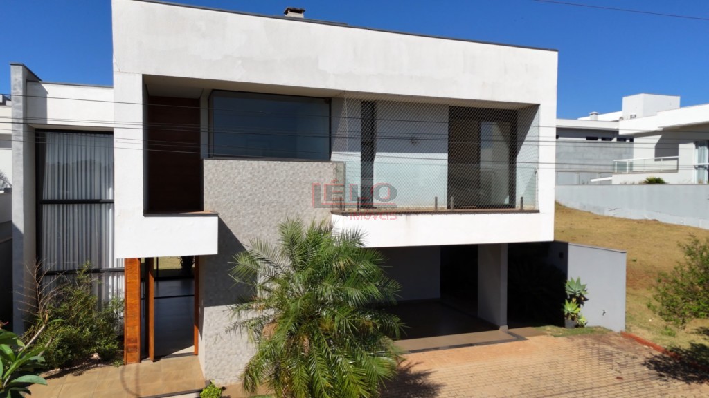 Sobrado para venda no Cj Res Cidade Alta em Maringa com 400m² por R$ 1.980.000,00