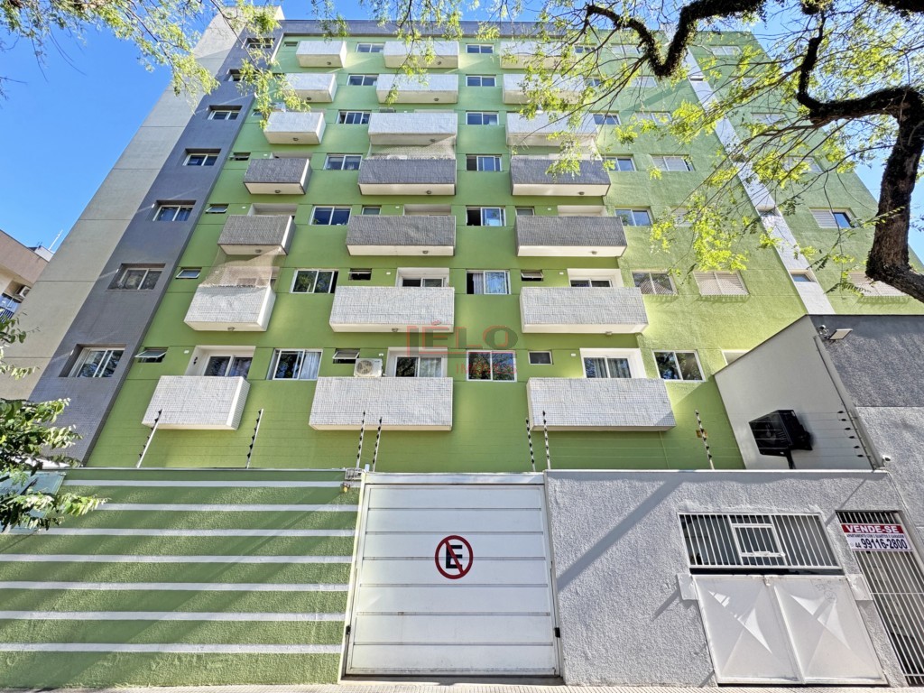Apartamento para locacao no Zona 07 em Maringa com 25m² por R$ 1.300,00