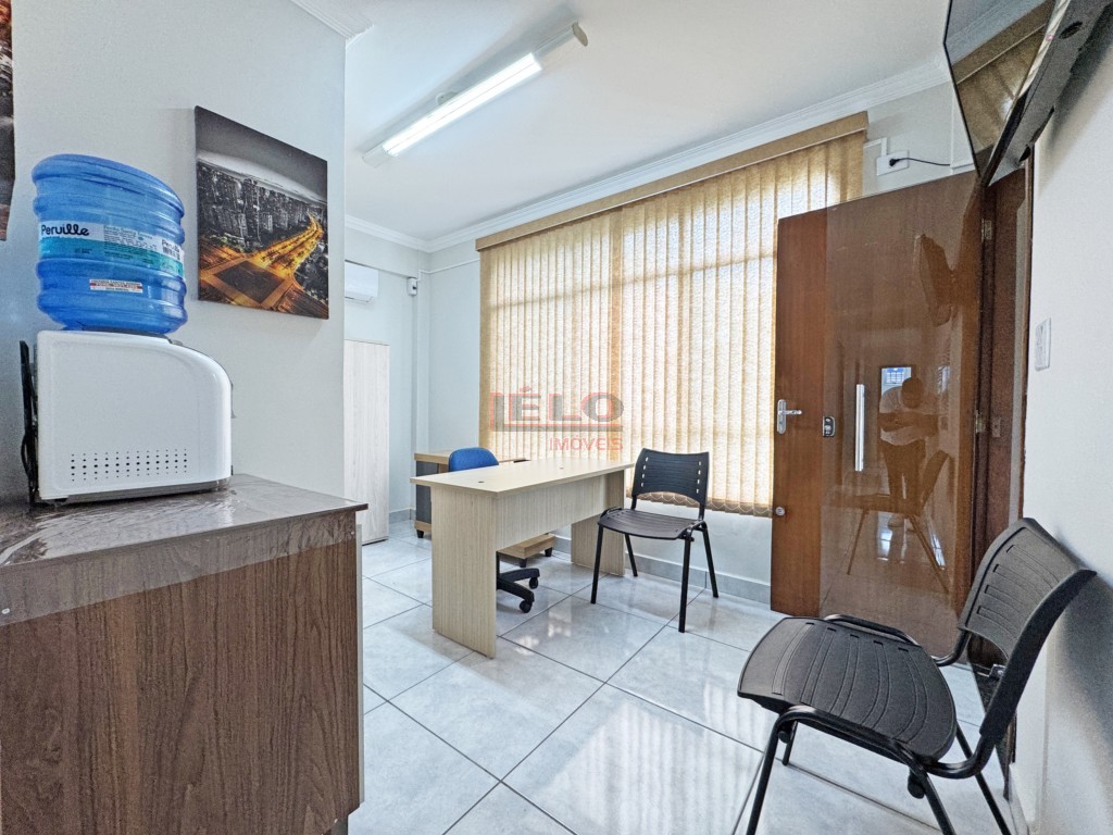 Sala Comercial para locacao no Zona 01 em Maringa com 81,43m² por R$ 1.500,00