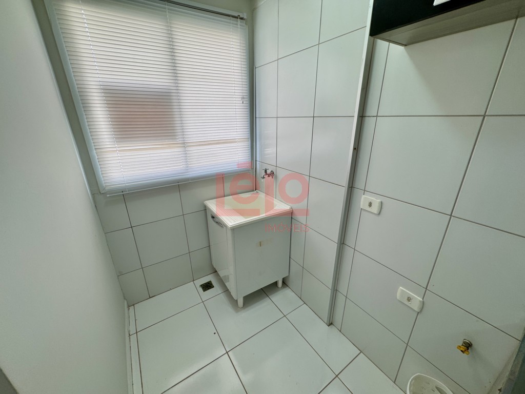 Apartamento para locacao no Zona 07 em Maringa com 44,83m² por R$ 1.200,00