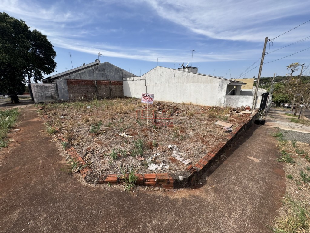 Terreno para venda no Jardim Imperio do Sol em Maringa com 212m² por R$ 190.000,00