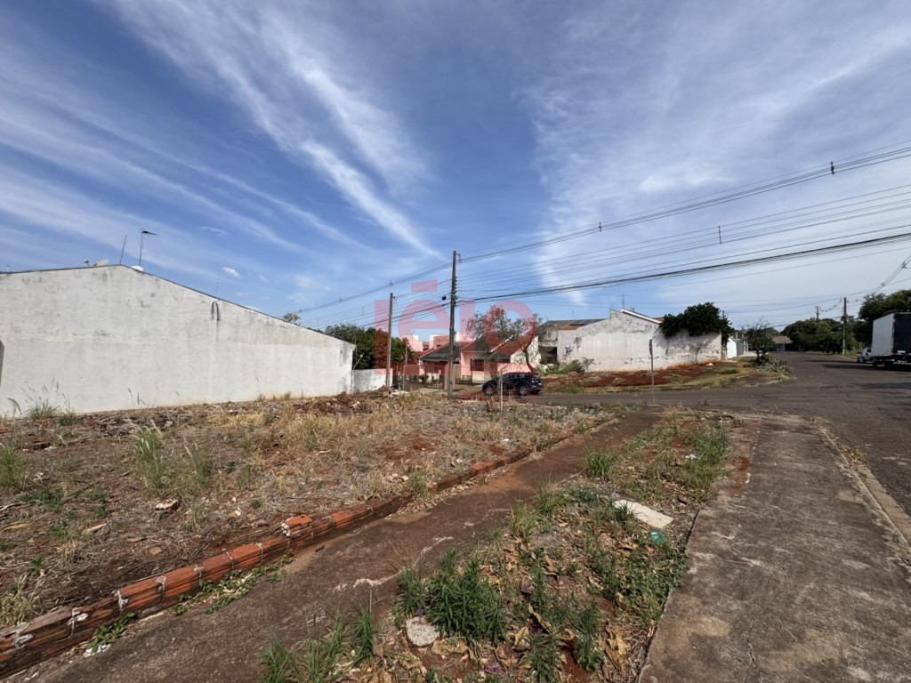 Terreno para venda no Jardim Imperio do Sol em Maringa com 212m² por R$ 190.000,00