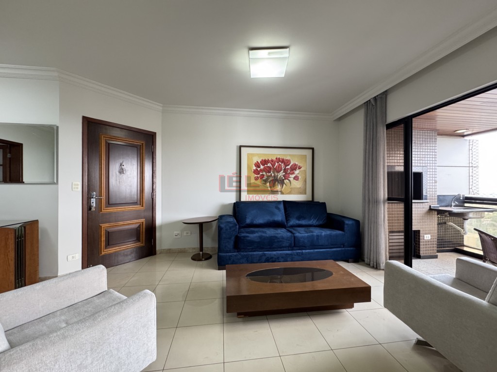 Apartamento para venda no Zona 07 em Maringa com 233,13m² por R$ 950.000,00