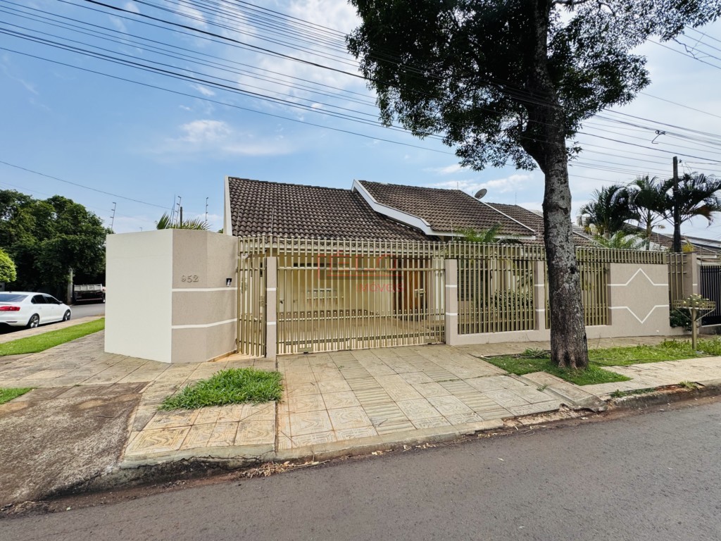 Casa Residencial para venda no Jardim Paris em Maringa com 210m² por R$ 590.000,00