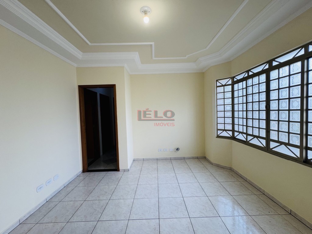 Casa Residencial para venda no Jardim Paris em Maringa com 210m² por R$ 590.000,00