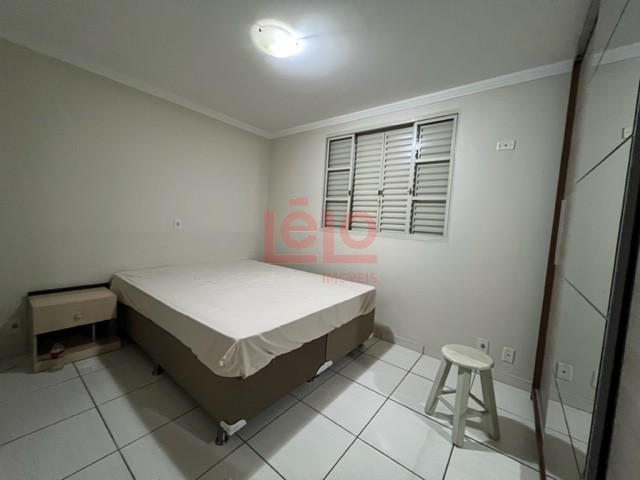 Apartamento para locacao no Zona 07 em Maringa com 113,24m² por R$ 2.000,00