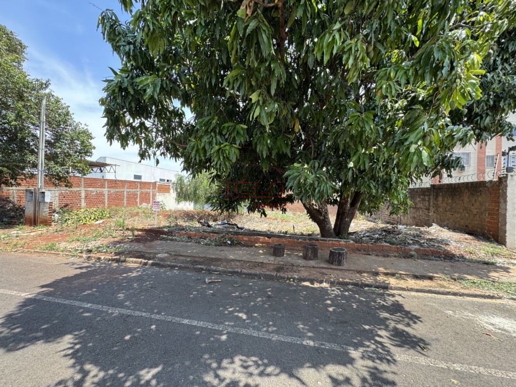 Terreno para venda no Parque Sao Pedro em Sarandi com 300m² por R$ 150.000,00