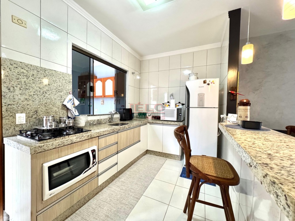 Casa Residencial para venda no Jardim Monte Rei em Maringa com 157,88m² por R$ 363.000,00