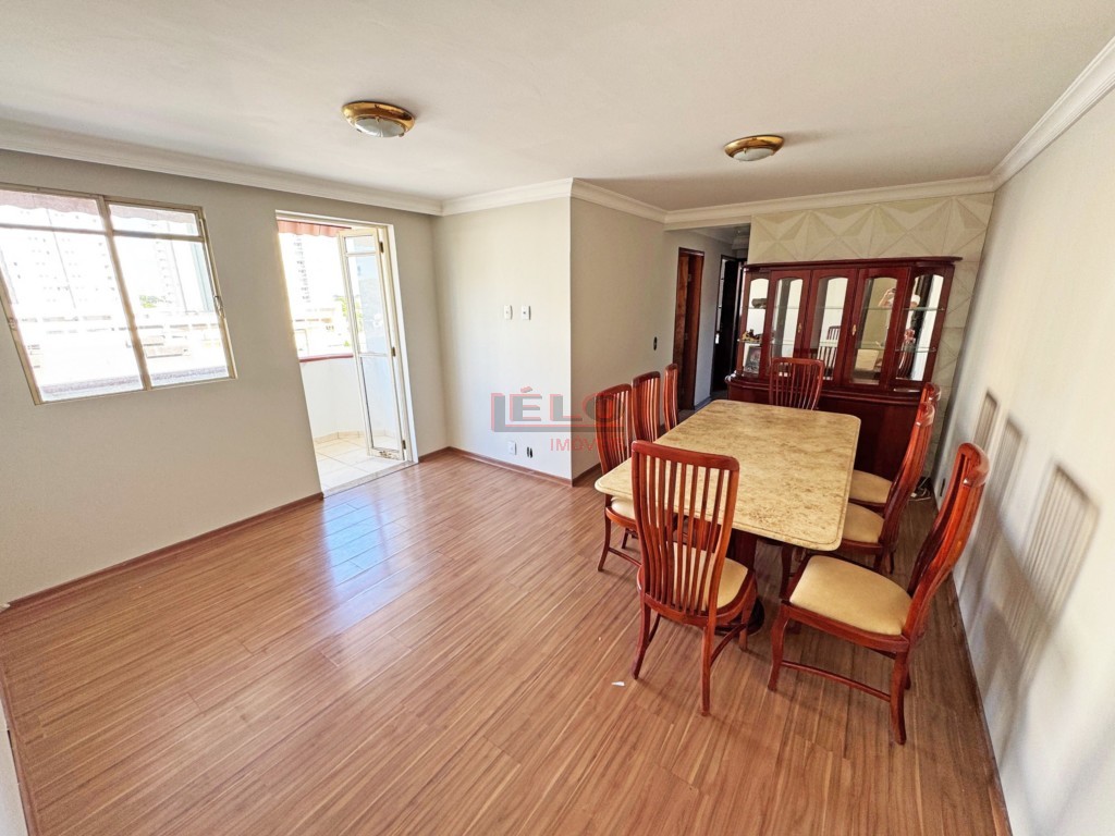 Apartamento para venda no Zona 03 em Maringa com 121,12m² por R$ 390.000,00