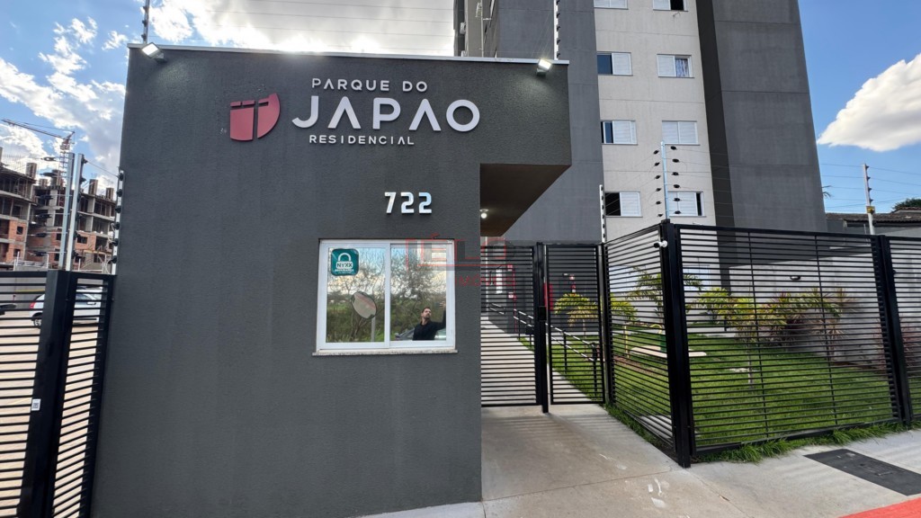 Apartamento para venda no Parque Industrial em Maringa com 82,84m² por R$ 350.000,00