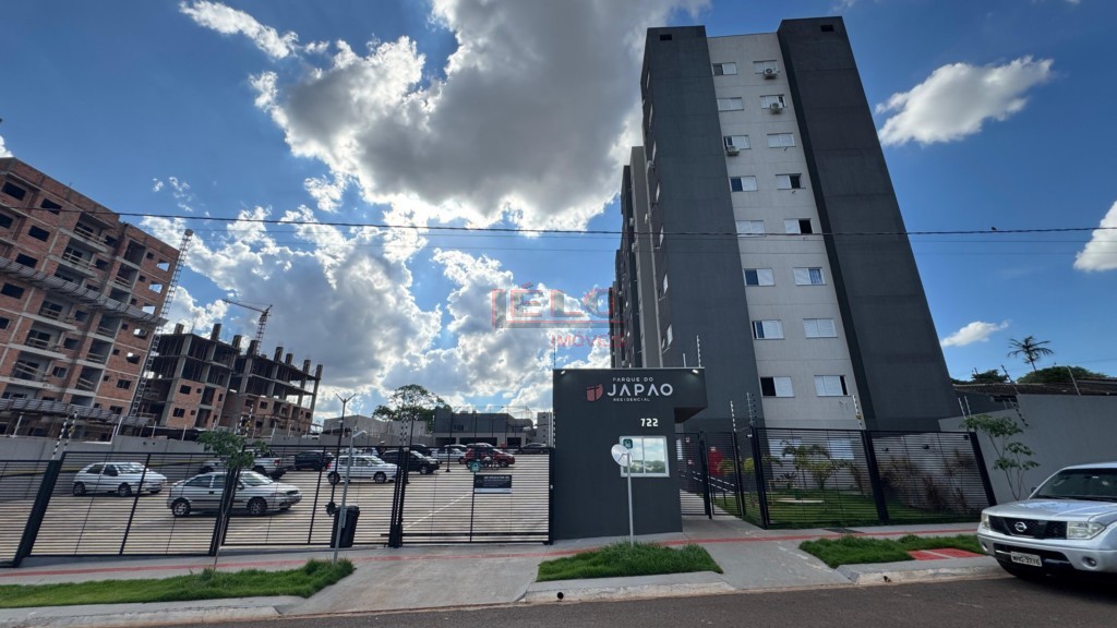 Apartamento para venda no Parque Industrial em Maringa com 82,84m² por R$ 350.000,00