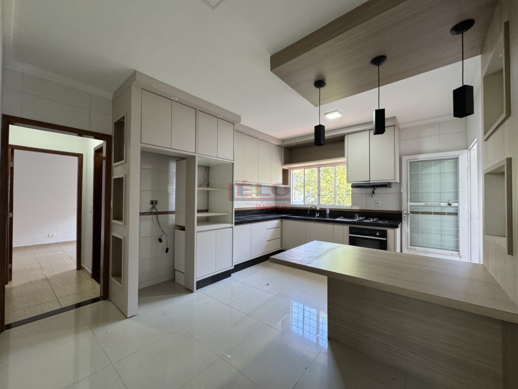 Casa Residencial para locacao no Jardim Paris em Maringa com 164m² por R$ 2.500,00