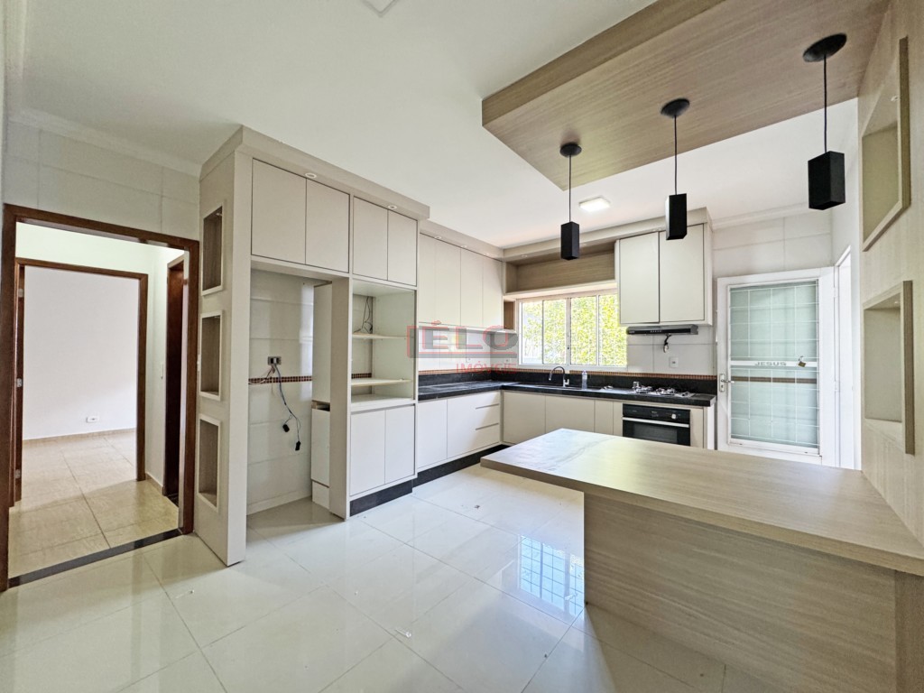 Casa Residencial para locacao no Jardim Paris em Maringa com 164m² por R$ 2.500,00