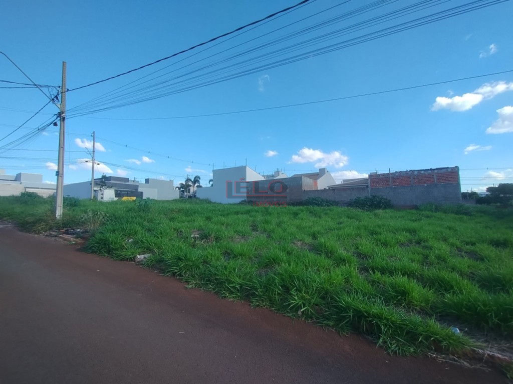 Terreno para venda no Jardim Campos em Maringa com 413m² por R$ 320.000,00