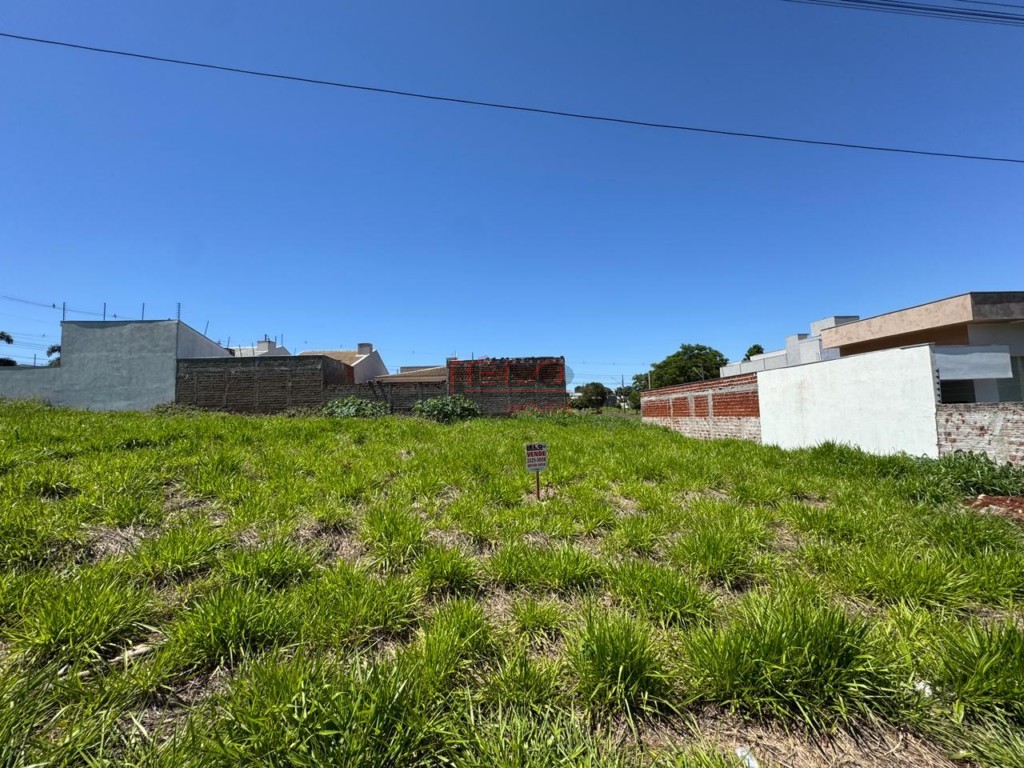 Terreno para venda no Jardim Campos em Maringa com 413m² por R$ 320.000,00