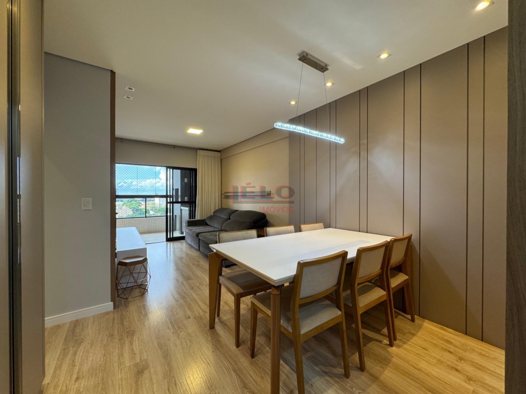 Apartamento para locacao no Zona 03 em Maringa com 166,83m² por R$ 6.000,00
