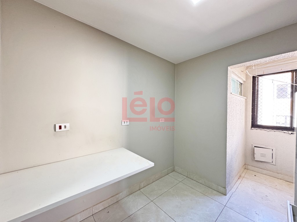 Apartamento para locacao no Zona 08 em Maringa com 73,12m² por R$ 1.500,00