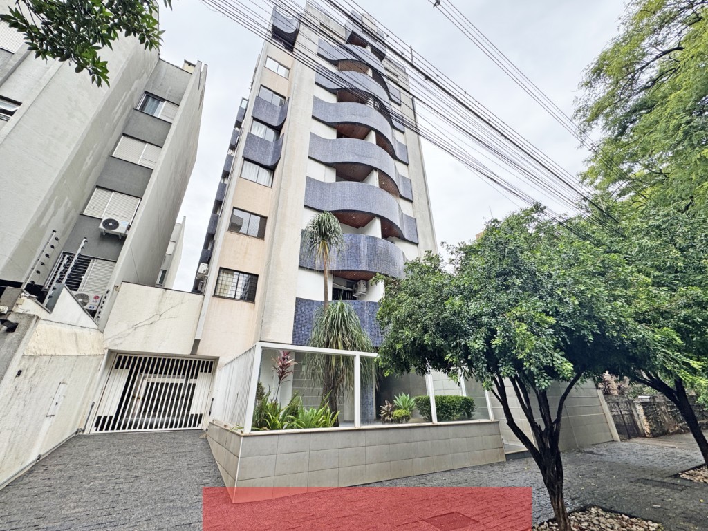Apartamento para locacao no Zona 07 em Maringa com 134m² por R$ 2.200,00
