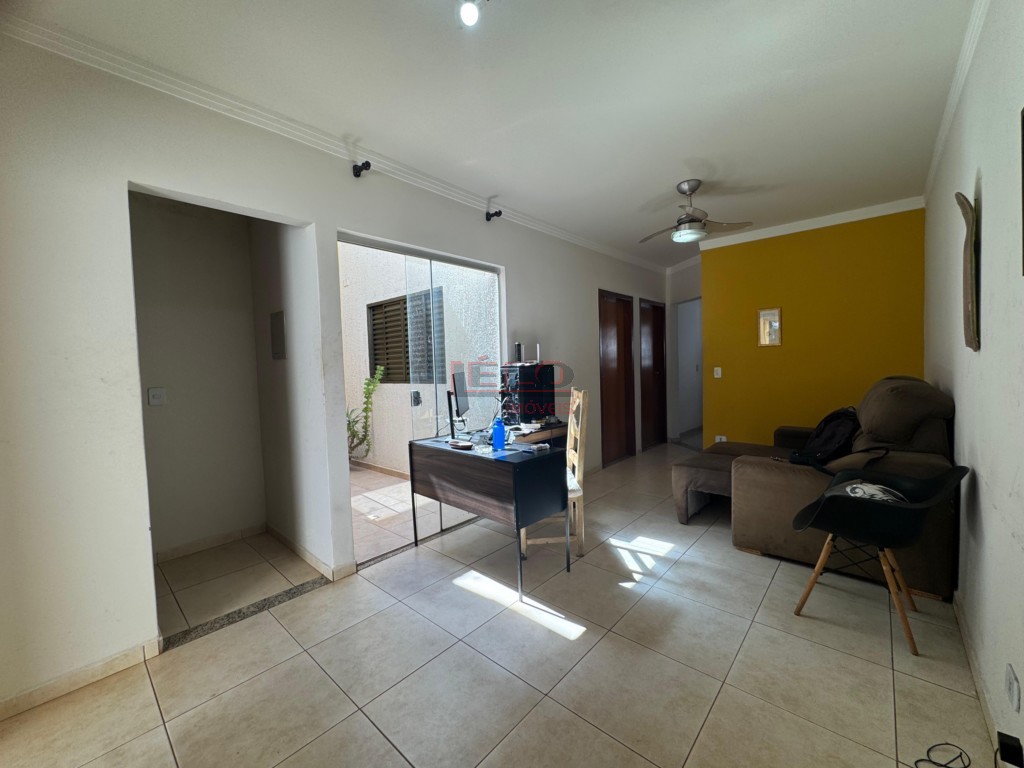 Casa Residencial para venda no Jardim Paris VI em Maringa com 150m² por R$ 345.000,00