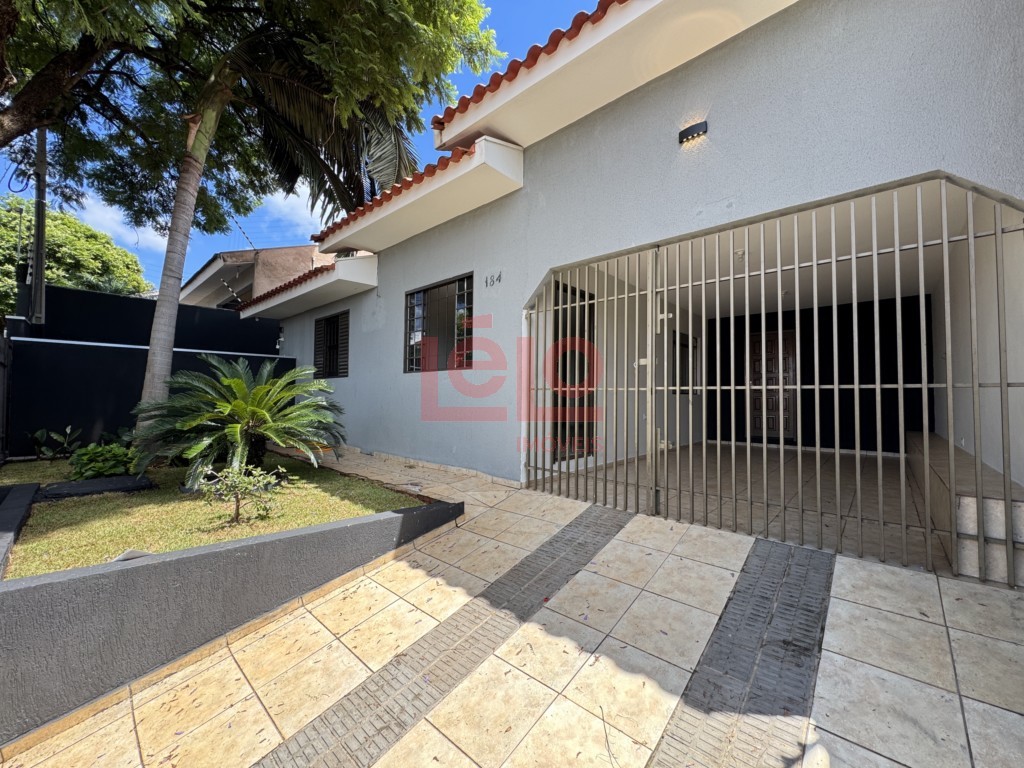 Casa Residencial para locacao no Jardim Novo Alvorada em Maringa com 99,52m² por R$ 2.000,00