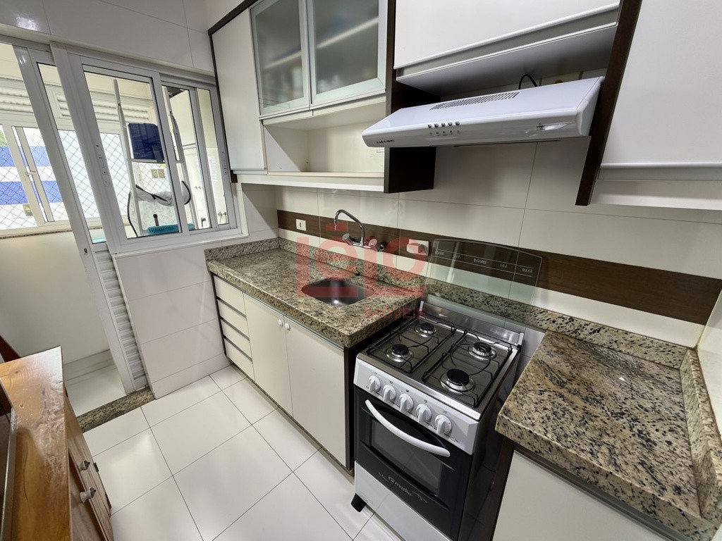 Apartamento para venda no Novo Centro em Maringa com 131,37m² por R$ 595.000,00