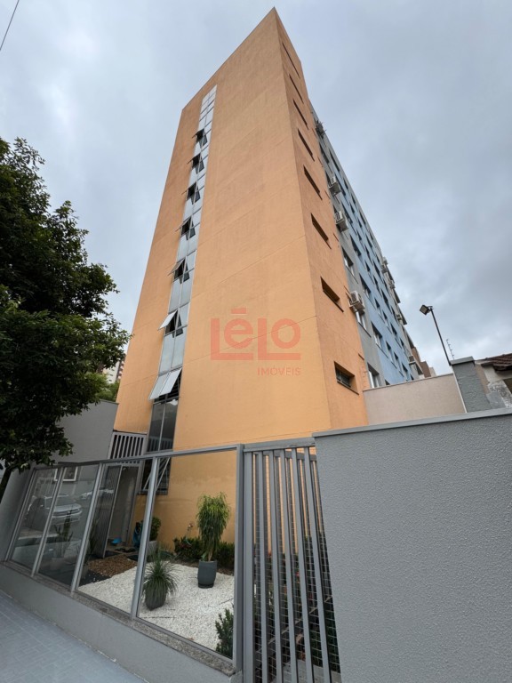 Apartamento para venda no Zona 07 em Maringa com 77,9m² por R$ 245.000,00