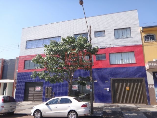 Apartamento para locacao no Jardim Higienopolis em Maringa com 100m² por R$ 1.400,00