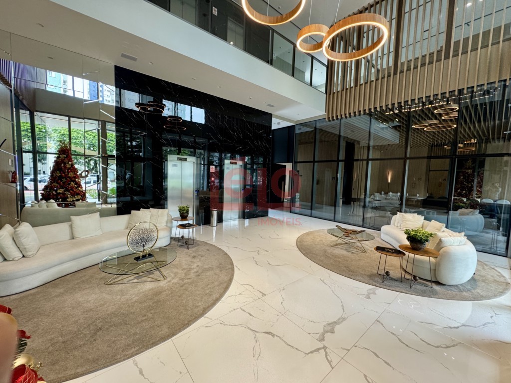 Apartamento para venda no Zona 02 em Maringa com 325,35m² por R$ 2.200.000,00